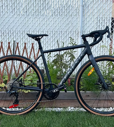 GENESIS GRAVEL E-100 700c